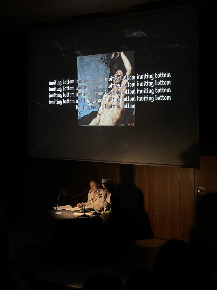 vscomarie's tweet photo. Las Hijas de Felipe ont fait salle comble au Petit Palais cet après-midi, dans le cadre de l’expo Ribera.✨📿 #totapulchra #podcast @PetitPalais_ @hijasdefelipe https://t.co/DIrJKWD08o