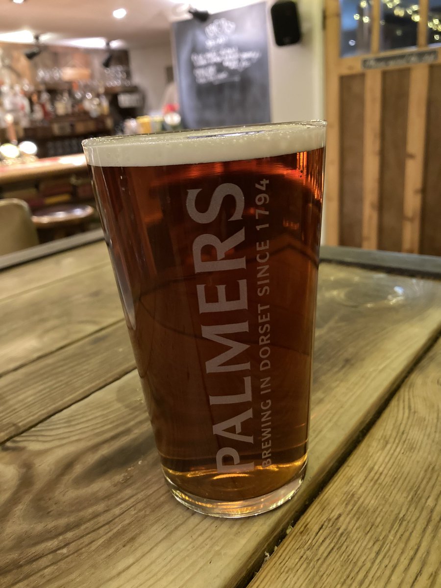 Cracking pint of Copper <a href="/The_Horseshoes/">The Three Horseshoes</a> 🍺
