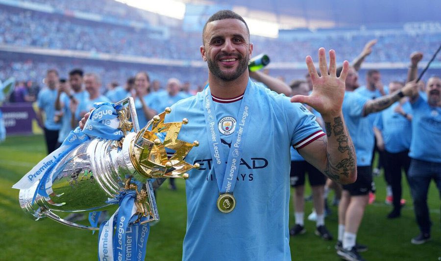 RealTalkMCFC's tweet photo. Kyle Walker’s Manchester City career:

⚽️ 319 appearances
🏆 6x Premier League 
🏆 1x Champions League 
🏆 2x FA Cup
🏆 1x UEFA Super Cup
🏆 1x FIFA Club World Cup
🏆 4x Carabao Cup
🏆 2x Community Shield 

Premier League’s GREATEST right-back of all time 🩵 Just a sad ending 💔 https://t.co/VOTGxdSoQw