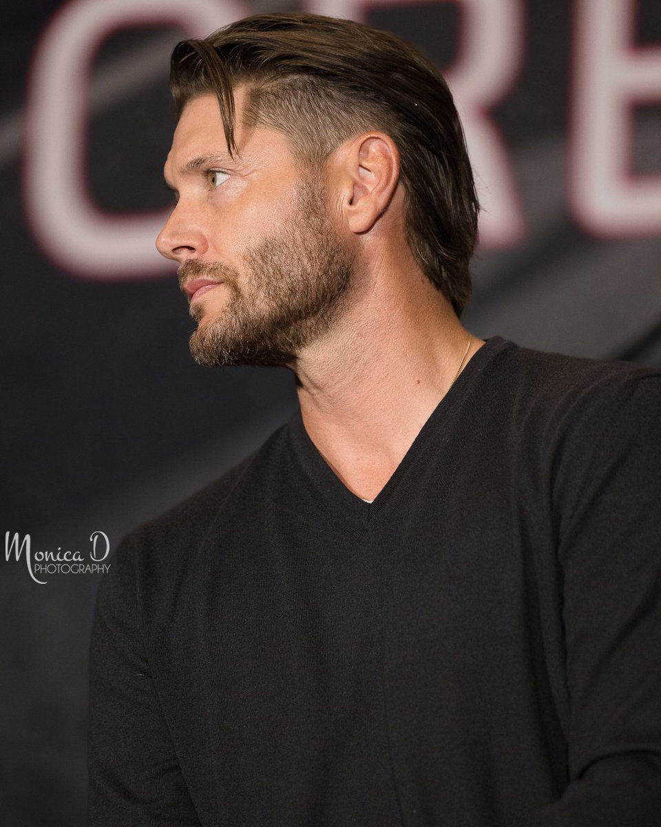 ackles_media's tweet photo. Jensen Ackles #SPNSeattle 2024
pics @MonicaDPhoto https://t.co/ScJ9AI3uEK