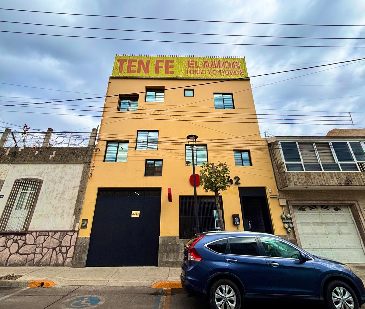 NARIZROJAAC's tweet photo. #CasaDeLosInvencibles Albergue y comedor gratuito para niños y adultos con cáncer. #Guadalajara #VaASuceder https://t.co/mjdSYmfSmS