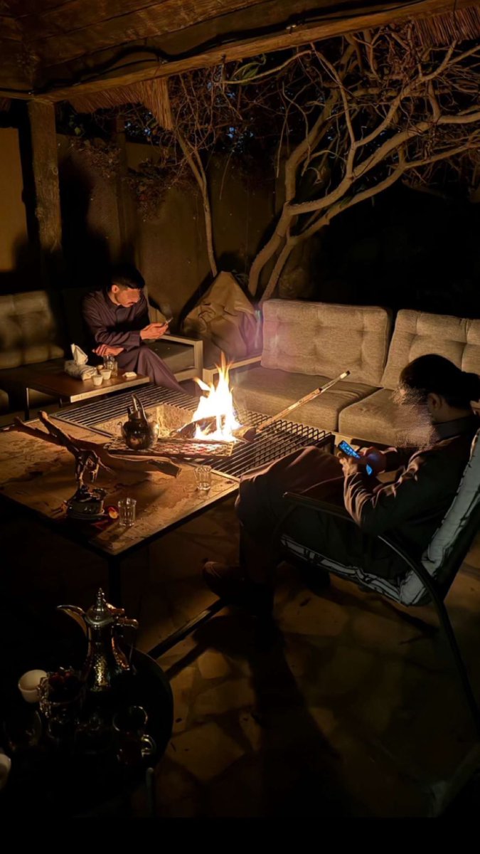 و جليس تُودّه ، يسامر مَعك ليالي الشتاء