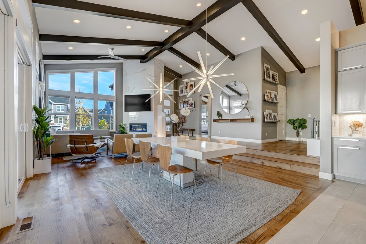 FeD_Media_Co's tweet photo. Innovative Real Estate Media Products:

$629 - 4K Video Commercial + HDR photos + Drone 
 $399 - Matterport 3D + HDR photos + Drone 
 $279 - HDR photos + Drone
 $269 - Cost effective Drone-only or Interior-only Video 
 $129 - Zillow 3D Home Tour Add-on
 $119 - Social Media Reel Add-on 
 $119 - Twilight Photo/Video Add-on

**Next-day delivery on all media, video included. Easy, flexible scheduling. Advanced, custom analytics on everything**

https://t.co/yDZhMoSkaF