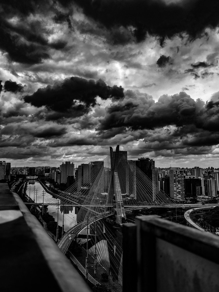 DouglasJvBr's tweet photo. SP 🌃

Douglas J. Vieira 📸 https://t.co/lDldVDzhwR