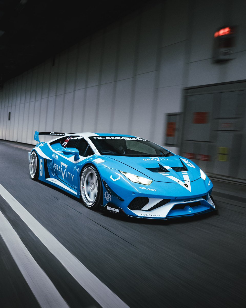 Oscar_DSG's tweet photo. It’s been a while since I’ve posted on here…

So what’s a better way to end the dry streak with none-other than a Liberty Walk Huracan 💨💨

https://t.co/pYMV6Ld67a https://t.co/49xKQE3eHL
