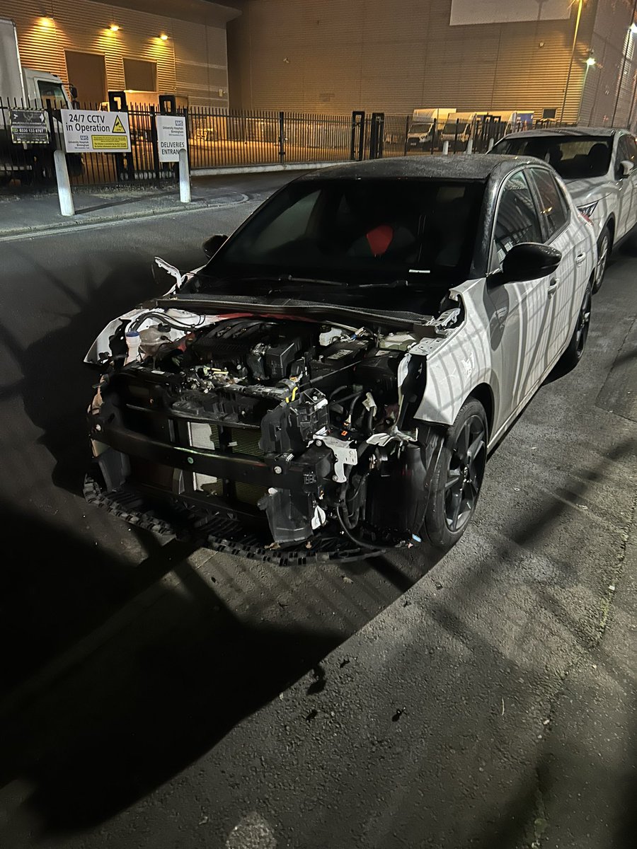 tombellamy2107's tweet photo. @Olibcfc @WMPolice @BCFC Same happened with the Villa last night, absolutely shocking &amp; unacceptable https://t.co/7iXgEv1rlF