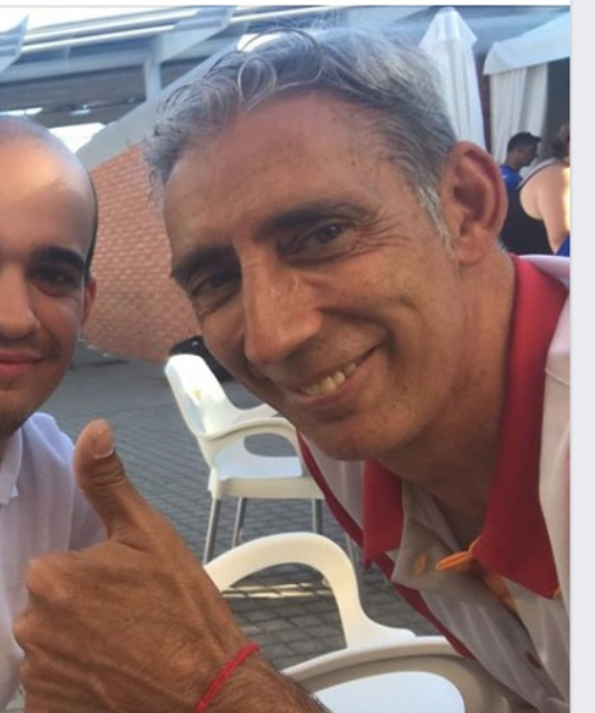 Federación de Patinaje de Castilla y León (@patinajecyl) on Twitter photo Tenemos que lamentar el fallecimiento de nuestro querido Alejandro Jiménez, de quien recibimos su enorme ayuda con nuestras Selecciones de Hockey Patines, siempre con una sonrisa, siempre positivo. Nuestro más profundo pésame a familiares y amigos, así como a la <a href="/FMPatinaje/">Federación Madrileña Patinaje</a> DEP Tenemos que lamentar el fallecimiento de nuestro querido Alejandro Jiménez, de quien recibimos su enorme ayuda con nuestras Selecciones de Hockey Patines, siempre con una sonrisa, siempre positivo. Nuestro más profundo pésame a familiares y amigos, así como a la <a href="/FMPatinaje/">Federación Madrileña Patinaje</a> DEP