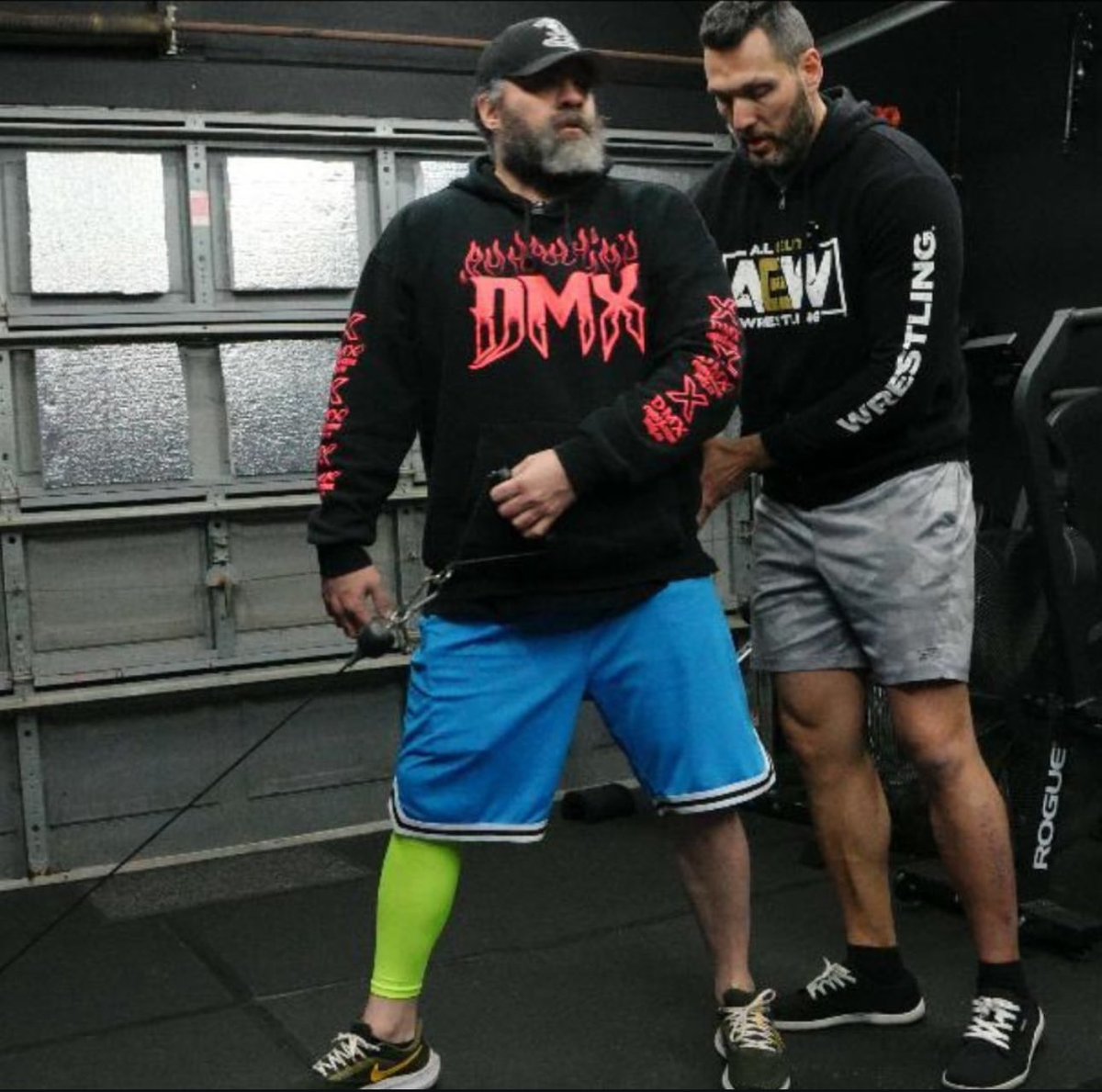 KXNGAO's tweet photo. NEW LOOK EDDIE KINGSTON IS IN THE LAB TRAINING/REHABBING HIS KNEE INJURY WITH CEZAR BONONI🙏🏿🔥 https://t.co/qD8abyyzZR
