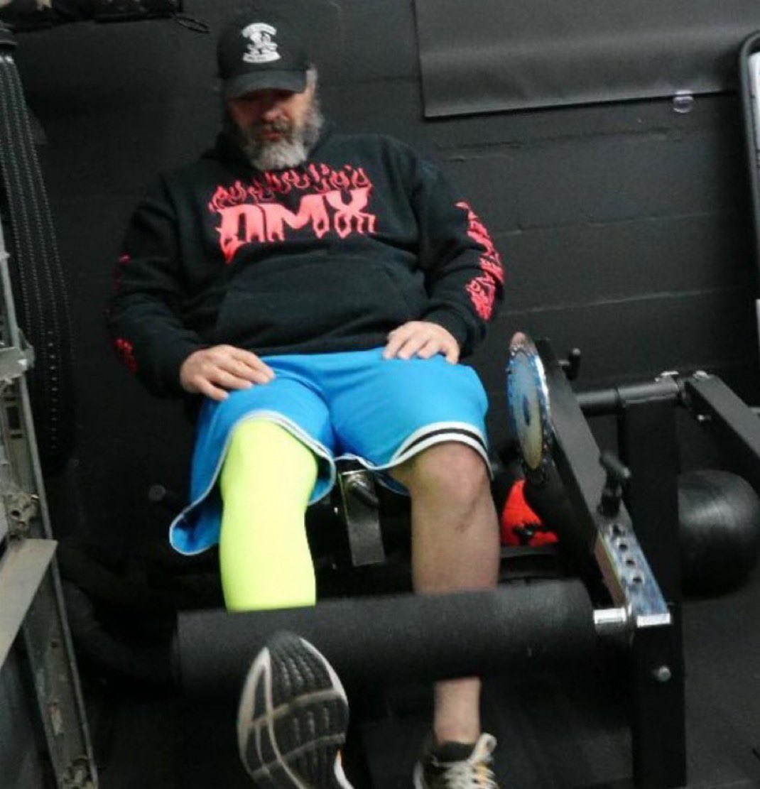 KXNGAO's tweet photo. NEW LOOK EDDIE KINGSTON IS IN THE LAB TRAINING/REHABBING HIS KNEE INJURY WITH CEZAR BONONI🙏🏿🔥 https://t.co/qD8abyyzZR