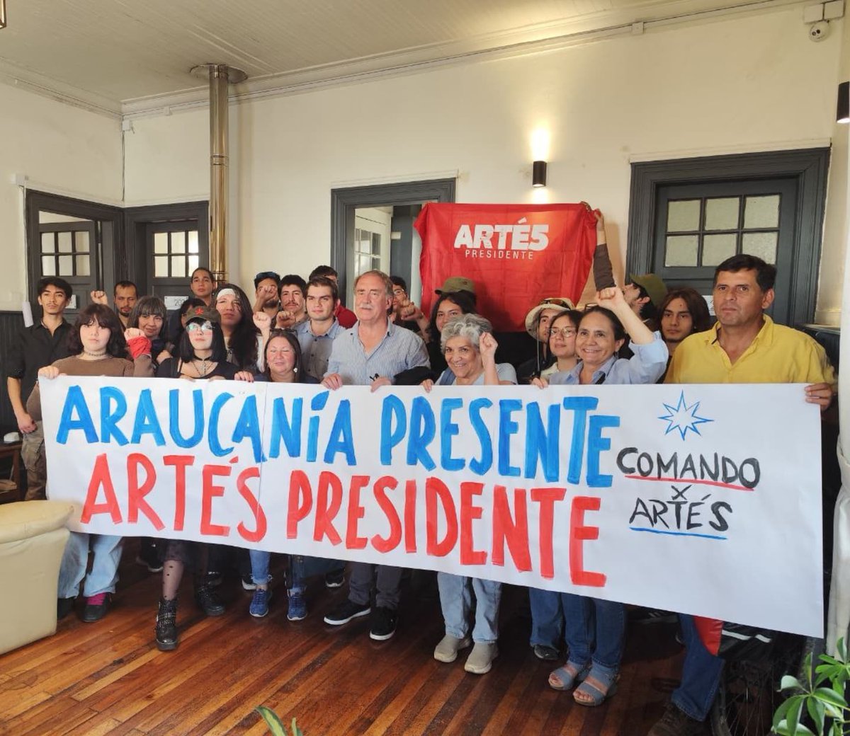 artes_oficial's tweet photo. #Artés en #Temuco 
📣 Con gran participación, dimos el vamos a los comandos por Artés en la #Araucania 
Por una #PatriaNueva y popular para #Chile.
Súmate a los comandos populares por Artés --> https://t.co/X2wRlTANpy https://t.co/b09JCbujCf