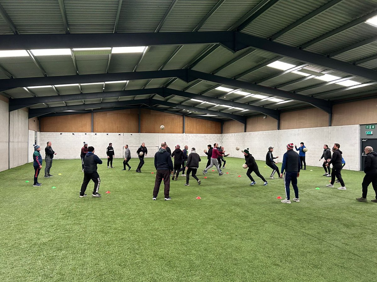 Great start to our Coach Ed season <a href="/KildareGaaCandG/">Kildare GAA Coaching & Games</a> <a href="/KildareGAA/">Kildare GAA</a> <a href="/gaaleinster/">Leinster GAA</a> Award 1 coaching course today with coaches from 15 clubs attending…thanks to <a href="/DeckieOToole/">Deckie O' Toole</a> <a href="/TadhgFennin/">Tadhg Fennin</a> &amp; <a href="/DeclanCampbel16/">Declan Campbell</a> for tutoring and <a href="/ClogherinkoeGAA/">Clogherinkoe GAA</a> for hosting
