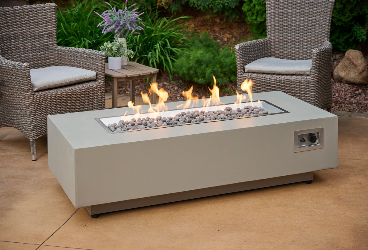 Emerald_Outdoor's tweet photo. Whether you're hosting a casual evening with friends or seeking a cozy ambiance on chilly nights, the Harbor View Fire Pit Table is your go-to solution for warmth and sophistication. What's one of the best parts besides how stunning it is? https://t.co/GOofVRXVAX
