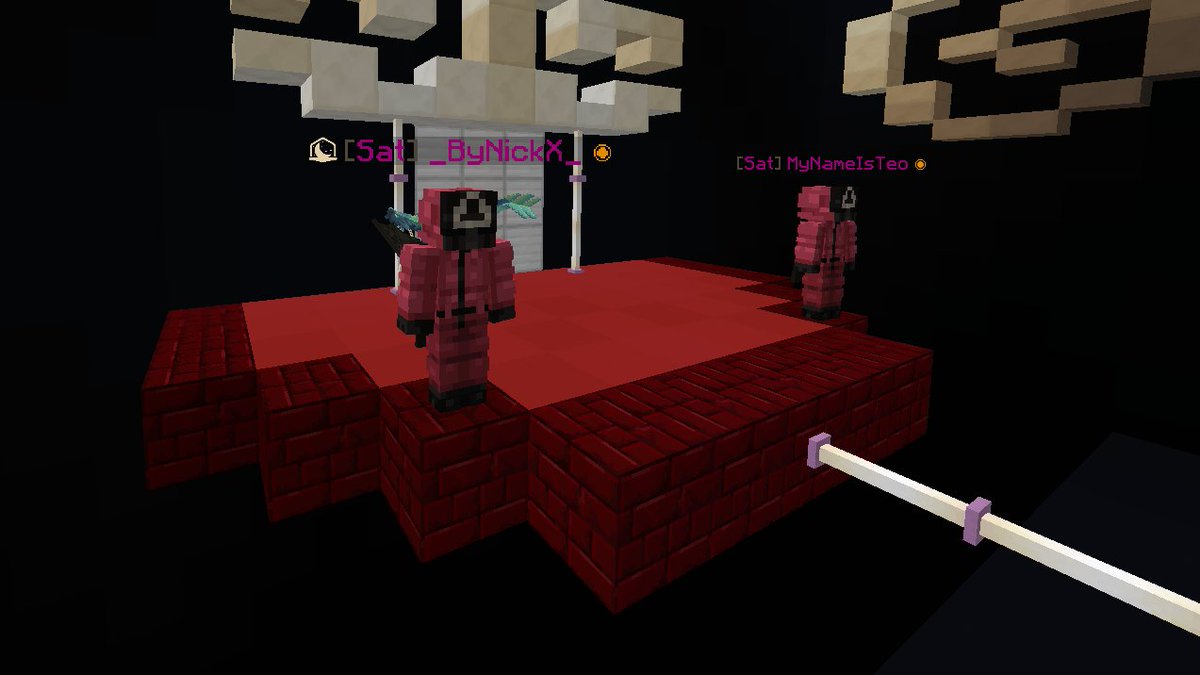 ByNickX's tweet photo. @SpreenDMC ¿Buscan guardias? 
He dedicado mi tiempo libre a mantener una comunidad en minecraft de los squid games. Organizando más de 8 minijuegos y con premios como son rangos permanentes o cuentas de minecraft premium. Sería un tremendo honor poder participar en este evento como guardia. https://t.co/q58B36Z0so