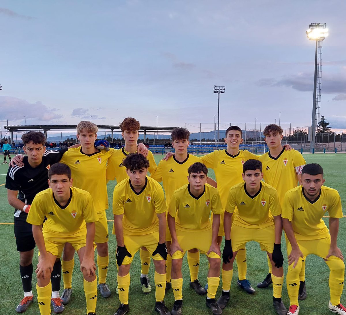 canteragrana's tweet photo. 𝗥𝗘𝗦𝗨𝗟𝗧𝗔𝗗𝗢 | J14 Primera Juvenil 
SDFB Yecla 1-3 𝗝𝘂𝘃𝗲𝗻𝗶𝗹 𝗣𝗿𝗼𝗺𝗶𝘀𝗲𝘀 𝗕

💥 Goles de: 
⚽⚽ Fran Carrillo 
⚽ Domingo
#CanteraGrana https://t.co/MgvavOy9k2