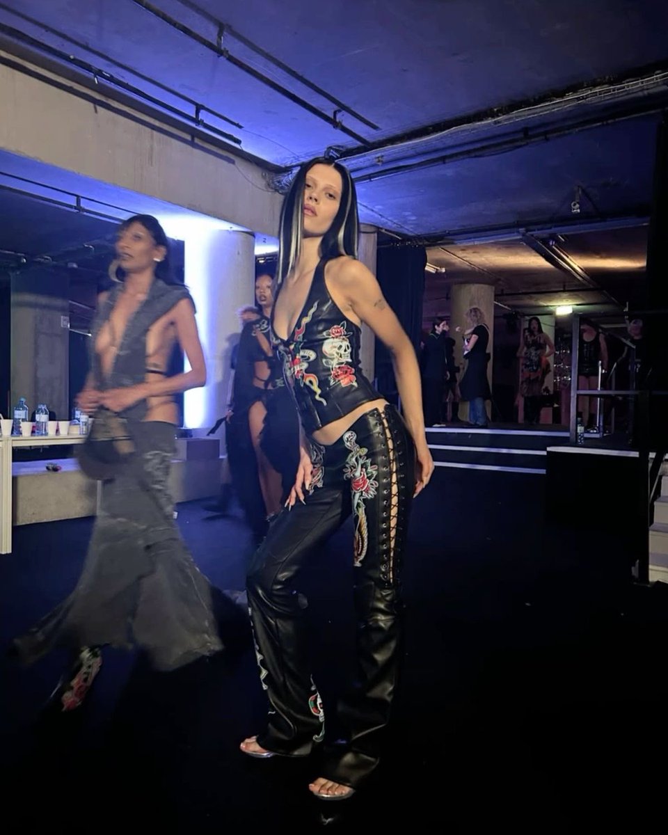 sofparkinson's tweet image. Good enough…..welcome back #y2kChristinaAguilera #y2kbaddiebash