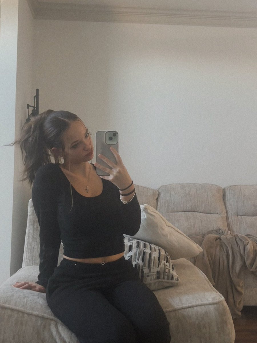 ilyrileyy's tweet photo. 💳 https://t.co/BJ08qR5YVS