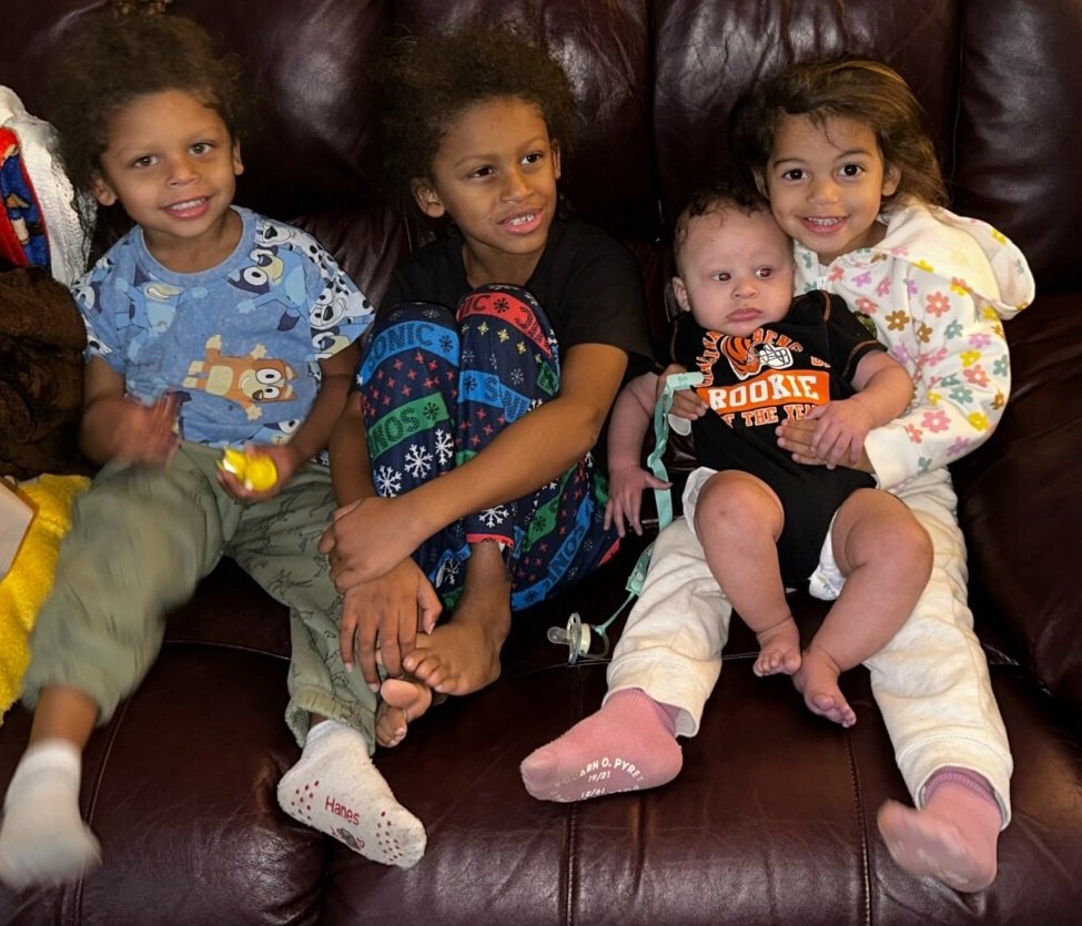SheShe0430's tweet photo. WeekendBlessings! #Xtribe!. β€οΈ
From GrtAuntie & her 5th generation littles!.
@bowley115 @VMinuz @eh1171 @lynore2010 @LindsayHope2121 @lisabuffaloe @TJBrackeen @IIIDeaton @LaylaHawke2 @saylahachey @MoxeeBeMe @2StefanMoore @macnificent123 @FaithFocused_ @JazzyLadyDay #prayForCali https://t.co/Tswqml8KF9