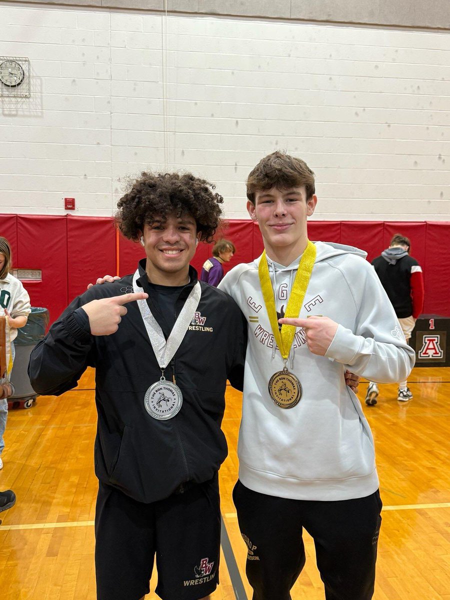 BWEagleWrestl's tweet photo. 🎶 “welcome back, welcome back” 🎶 @BWHS_Athletics @InsideThe360 @BoroFan_OH_WRST @OhioMatMedia @LittleEagleWC1 

Ron Thomas Invitational
120 - Greyson Conyers 🥈 
132 - Thomas Lindsay 🥇 https://t.co/SfIOOdsY3N