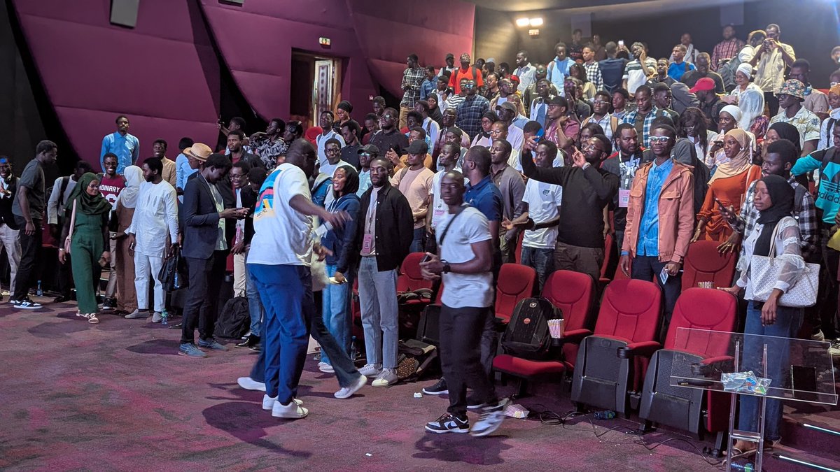 PapaMagueye1's tweet photo. @gdg_dakar #devfest2024 #socium @gdg_dakar https://t.co/zTWxBMbBkU