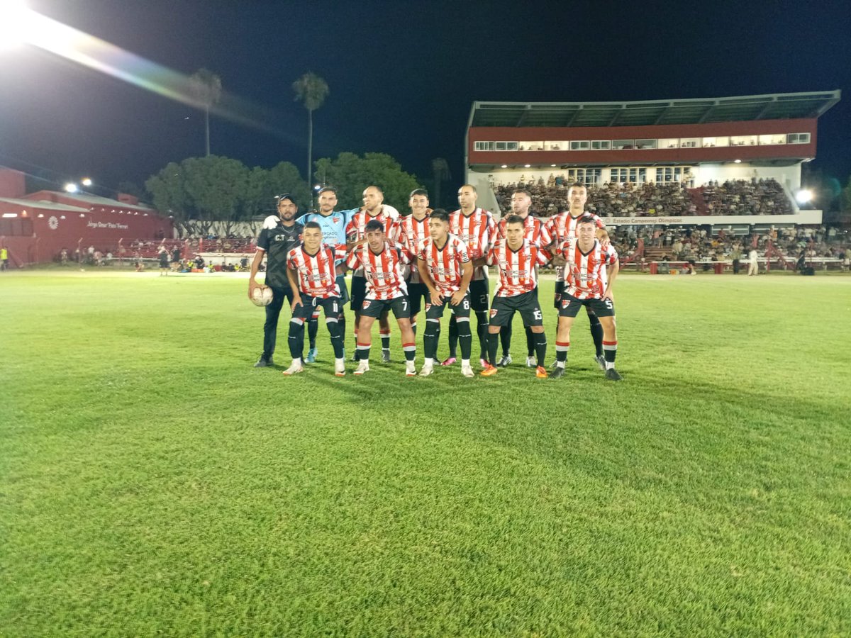 Sábado de Copa por <a href="/fmflorida89_3/">FMFlorida89.3</a> 
Florida recibe a Durazno en sub 18 y Absoluta.
Vivilo junto a todo el equipo la radio
desde las 19y15hs
Relata Jose Zipitria,  comentan Eduardo Fernández y José Fidel Díaz 
Al mundo por 👇
s2.rootuy.xyz/public/fm_flor…