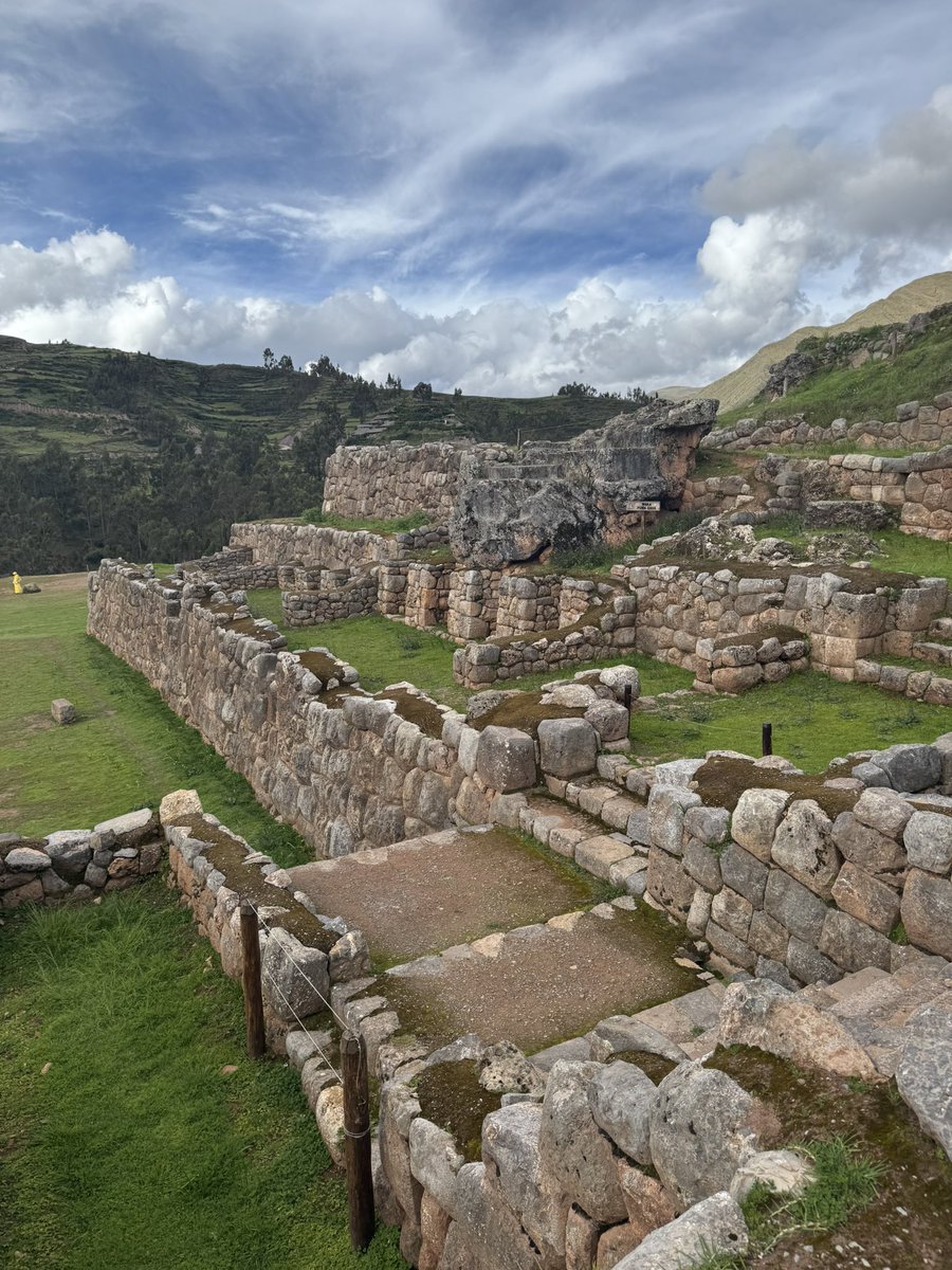 vishwananda's tweet photo. Visiting Chinchero amazing stone structure hope they fit all the stone together https://t.co/jbsIeTWzAs