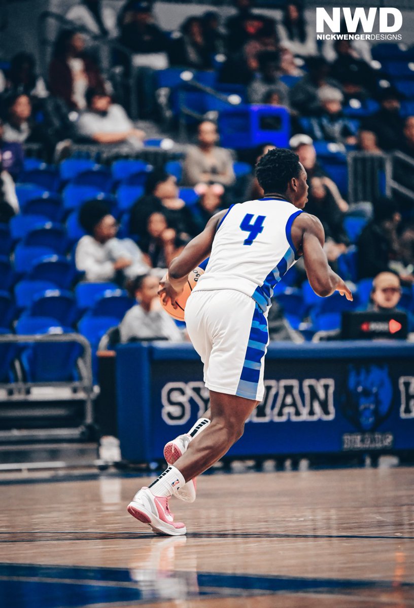 Dfowlkes04_'s tweet image. Looking for any opportunity for this upcoming aau season.