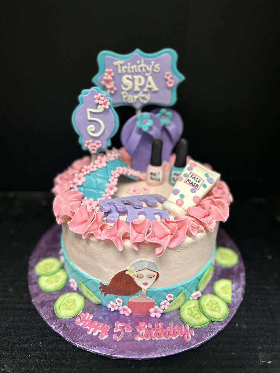 We could all use a #SpaDay 
#Cake