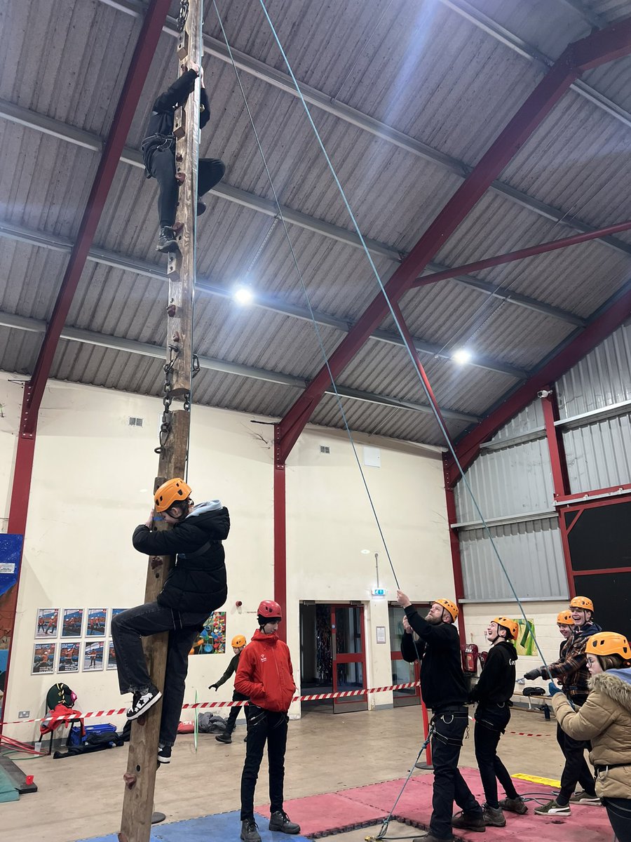 GorillaManFitn1's tweet image. Wobbly Pole with the Explore aka Raptors for fourth activity at Gillwell Scout Camp Site today💪🍳#scoutinglife #gillwellscoutcamp #explorerscouts #teambeast #scoutingadventures #skillsforlife