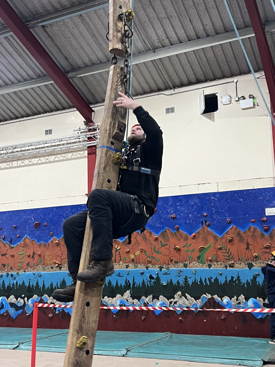GorillaManFitn1's tweet image. Wobbly Pole with the Explore aka Raptors for fourth activity at Gillwell Scout Camp Site today💪🍳#scoutinglife #gillwellscoutcamp #explorerscouts #teambeast #scoutingadventures #skillsforlife