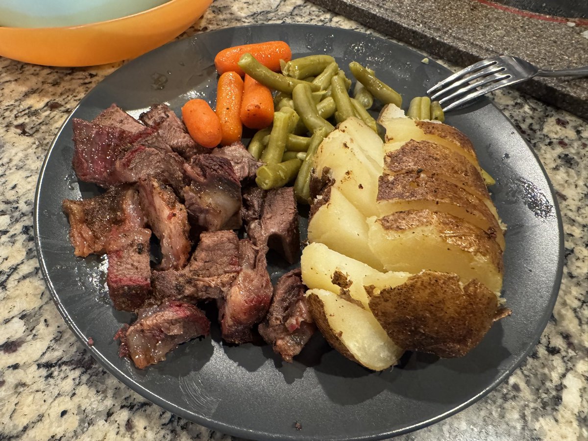 Dennis Monsewicz tweet media