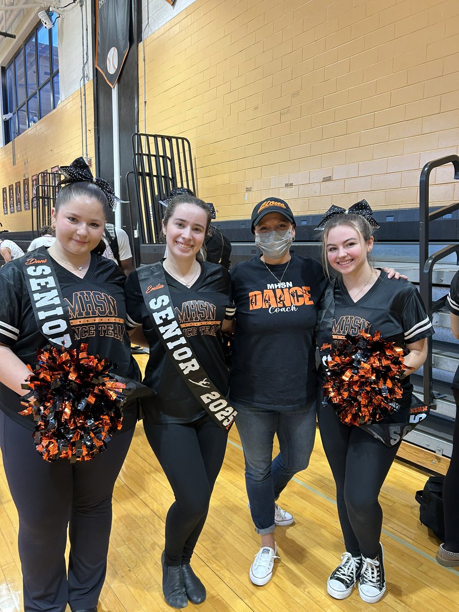 Tara Mahoney tweet media