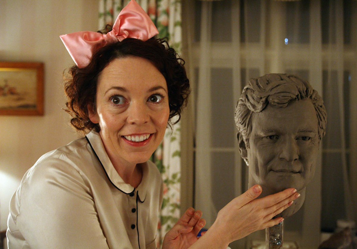 caitlynsmith15_'s tweet image. I am so dead serious, I think the next female Doctor should be Olivia Colman
Her acting range is INSANE plus her being in Doctor Who before can easily be explained the Peter Capaldi way of “where have I seen this face before?” She would dominate this role