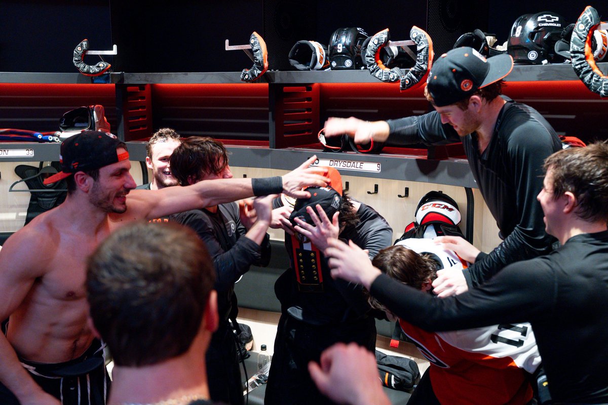 From Orange County to home with the Orange &amp; Black. 

#ANAvsPHI | #LetsGoFlyers