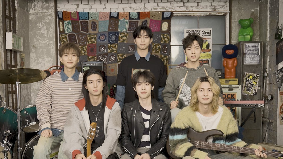 Xdinary Heroes(엑스디너리 히어로즈) Official Fanclub Villains 2nd