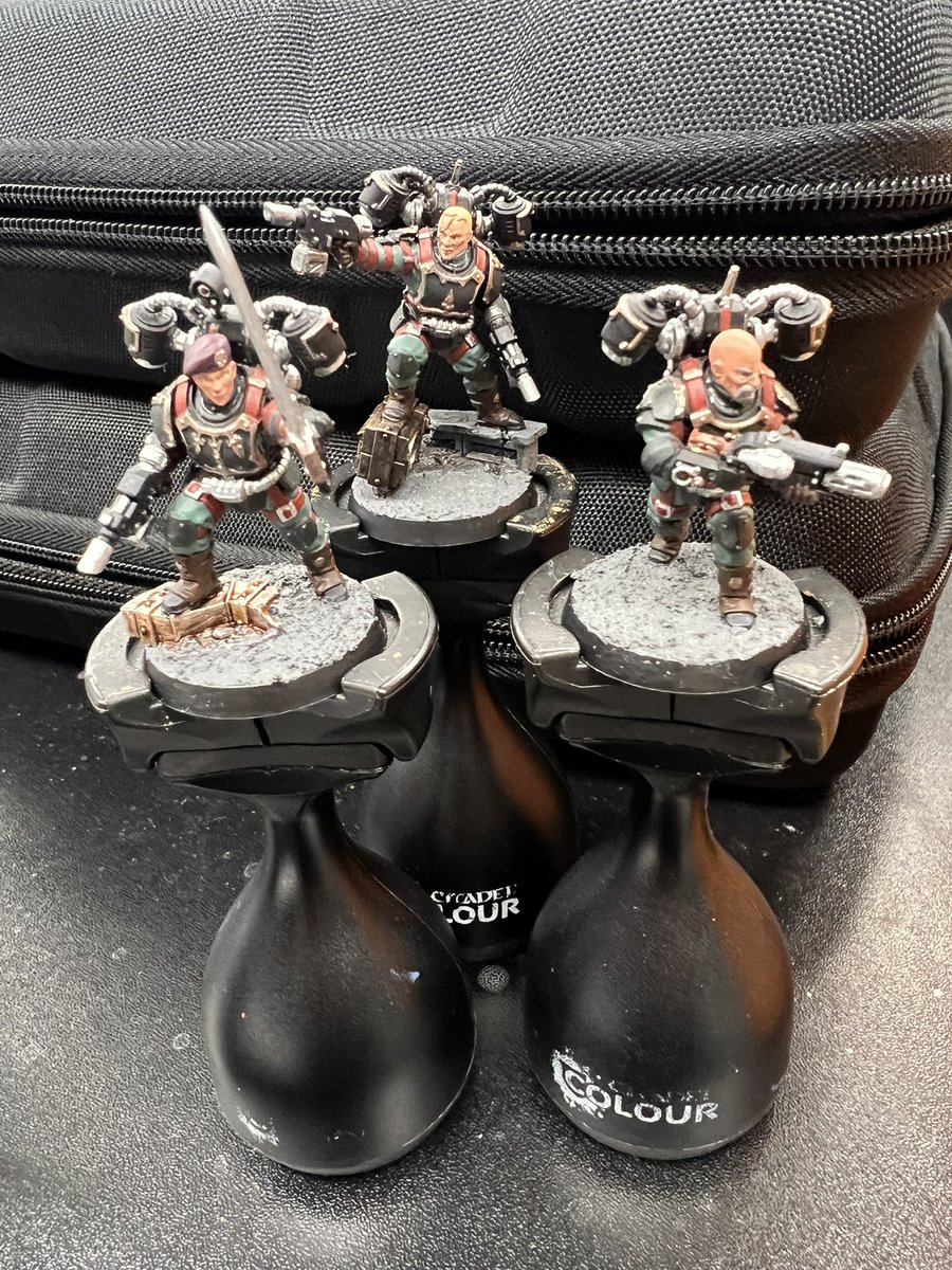 AlbertoDuthoy's tweet photo. Haciendo los últimos retoques para los Tempestus Aquilons. Muy pronto empezaremos a jugar Kill Team!! #WarhammerChallenge #WarhammerCommunity #warhammer40k https://t.co/aKann6DT3v