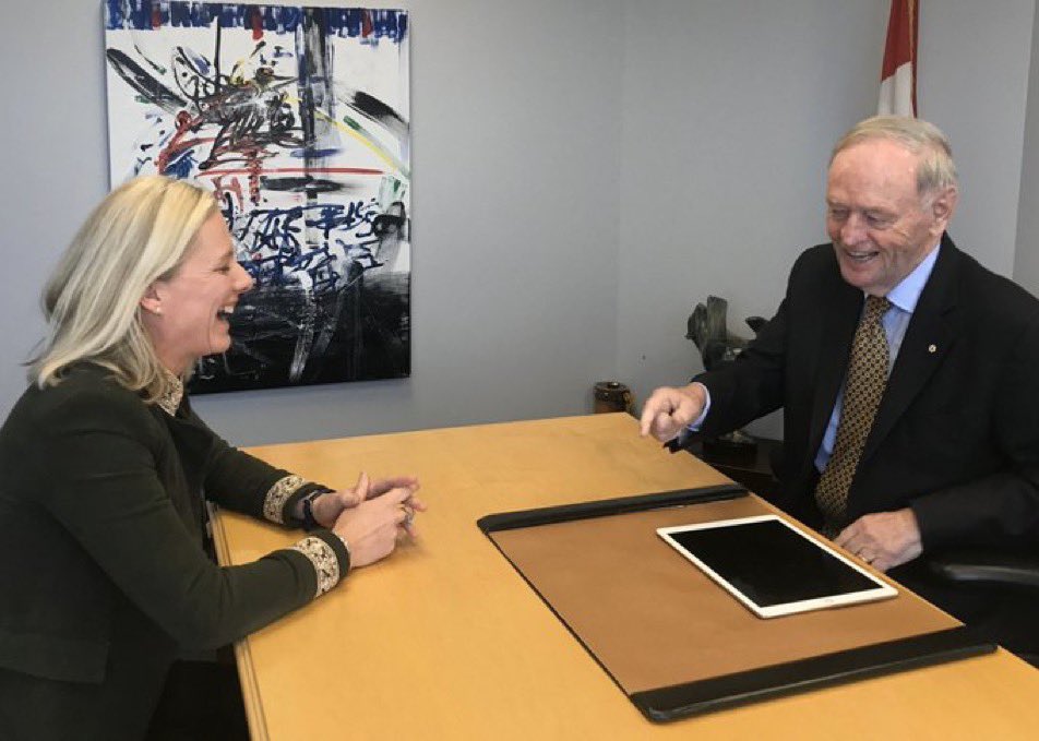 cathmckenna's tweet image. "I am 91 today and blessed with good health. I am ready at the ramparts to help defend the independence of our country as I have done all my life."  #TeamCanada❤️🇨🇦💪

Happy 91st birthday Jean Chrétien! 🎂You've still got it! 🔥🔥🔥