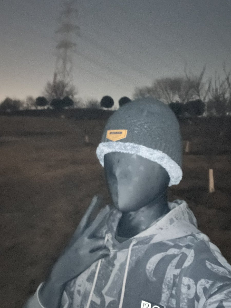 小黑出动！
#zentai