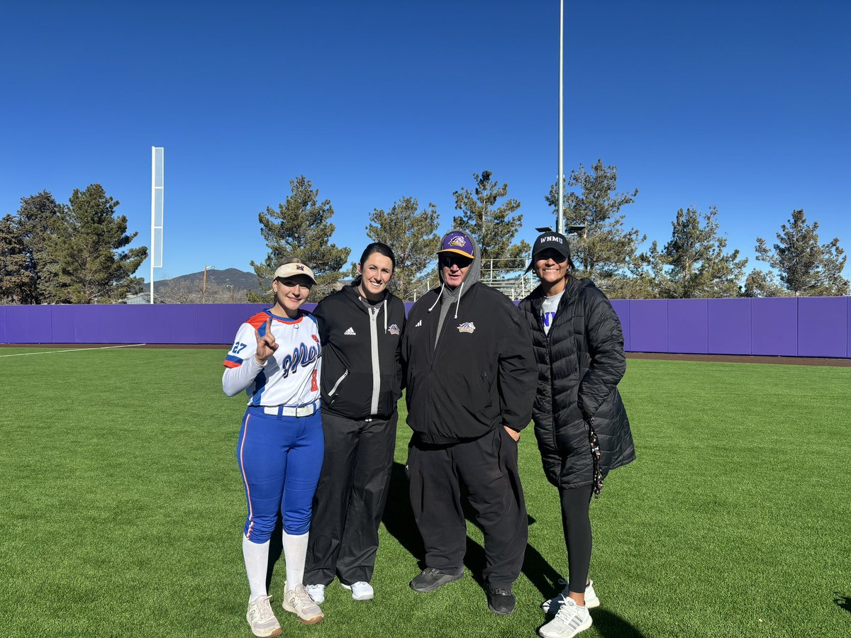 BrookRiggs2027's tweet photo. Went to @wnmu_sb camp today and had a blast! Thank you to @CoachHickmana , coach Young, and @CoachPolanco for hosting this amazing camp. Home to first was 3.1 s. Bat speed was 57. Had 2 stolen bases, 2 walks, and one line drive to left field. Go Stangs! https://t.co/Ogi75FwGIl