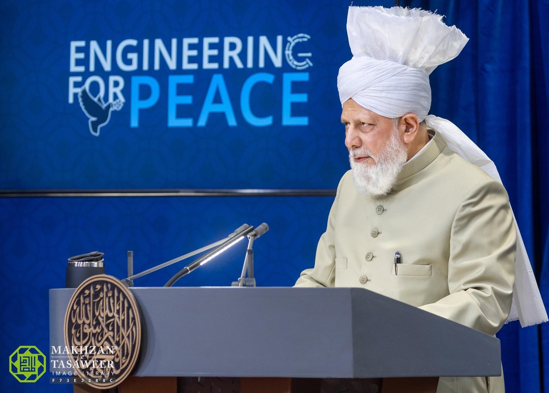 Skfatehuddin's tweet photo. Let’s resolve our differences with words, not weapons. #PeaceOverWar https://t.co/aRHvmYEjVz