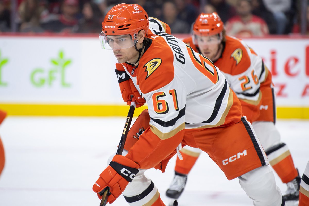 Cutter Gauthier's first visit to Philadelphia:

0 goals
0 assists
0 points
-1
13:19 TOI
3 shots
1 big fat L