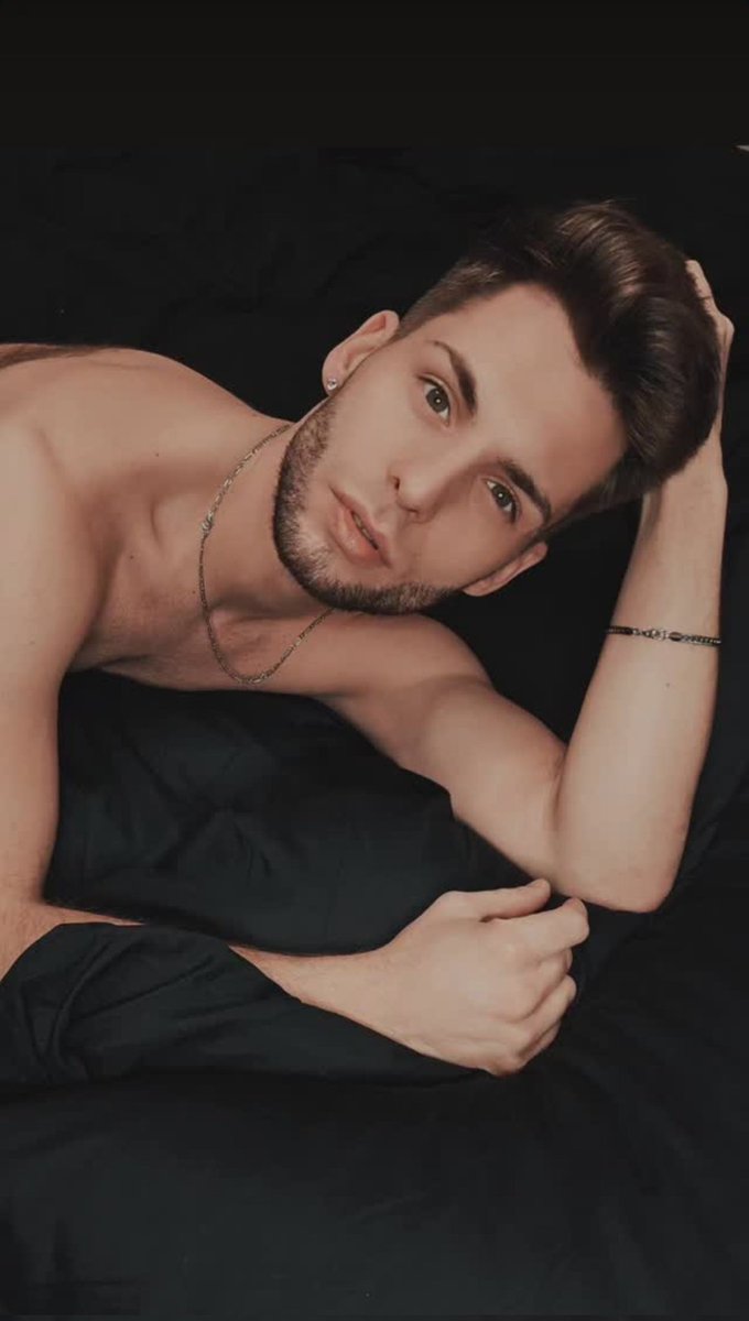 Alex15427236's tweet photo. Spread love not hate 

 #gayteenboy #gaytexasmen #gaytexasteen #gaydallasteen #gaydaddybeard #gaymiami #gaylosangeles #gayold #gayohio #gayalaskamen #gayalaska #gaynewyorkcity #gaycanadian #gaycolorado #gayneworleans #gaynorthcarolina #gayseattlebear #gaysouthcarolina #gayboston https://t.co/peuSIDwcgq