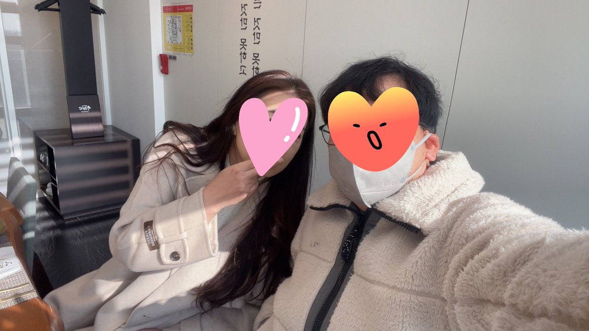 진찐 간만에 시내 나왔습니다.
다들 주말잘  보내시고. 좋은만남 하시길바랍니다.
부커님들 언제든지 연락주세요.ㅋㅋ
간만에 나오니 기분 좋네요