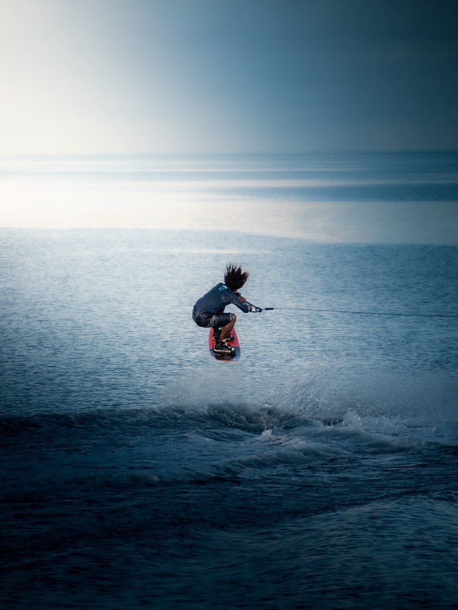 OceanDimensions's tweet image. If you can, you can..
#wakeboard #wakeboarding #watersport #watersports #maldives #fun #jump #funinthesea #VDWS