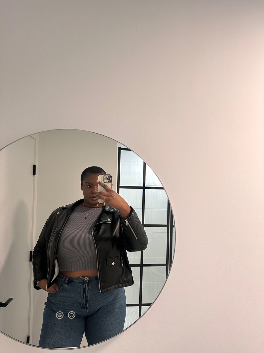 iamtyram_'s tweet photo. she’s backkkkk https://t.co/tfZ5ypZaN1