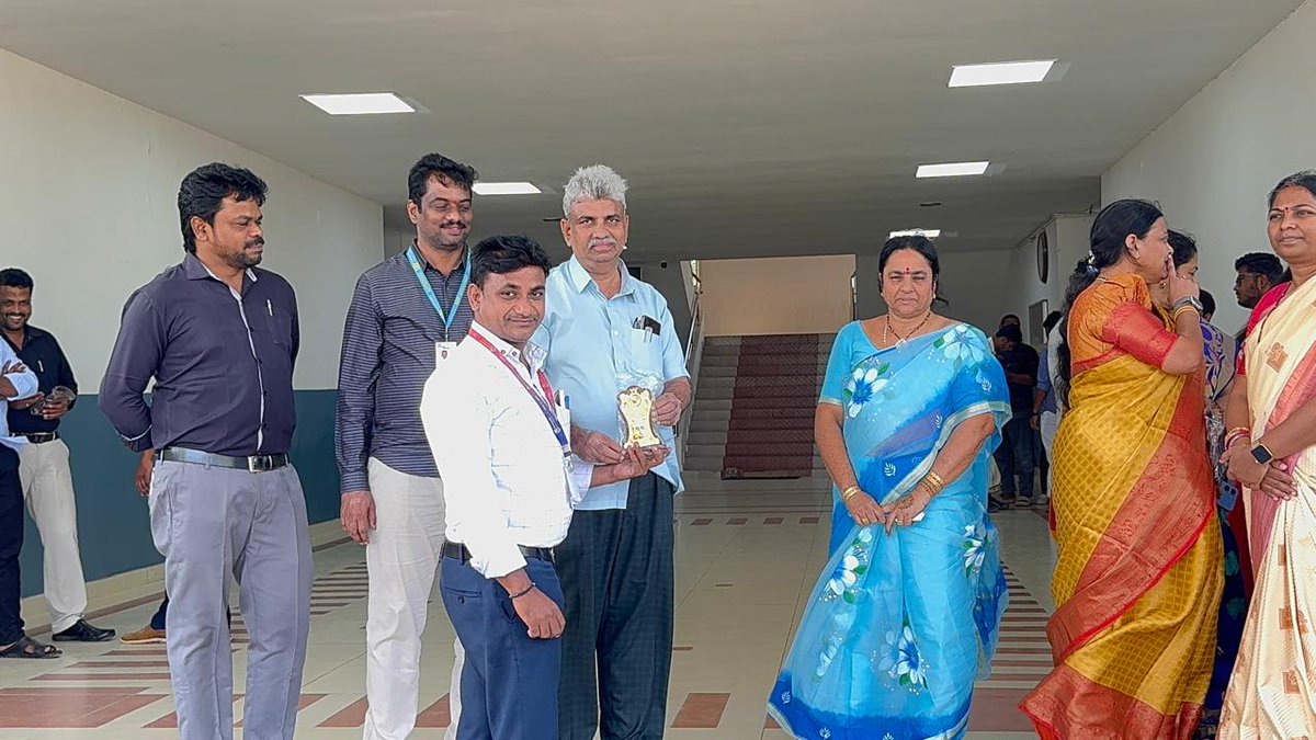 chalapathicit's tweet photo. #Glimpse of our #Sankranti Awards Ceremony where the principal sir and treasurer madam presented awards to the #winners! It was a proud moment filled with joy as we celebrated the #achievements of our talented #participants. The #applauses and cheers echoed through the campus https://t.co/QJzvubW9hH