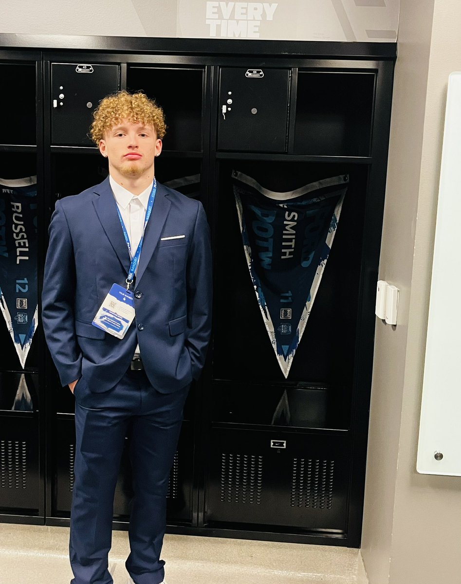 loganchasesmith's tweet photo. Honored to be a part of the Built Ford Tough Player of the week celebration #FordPOTW Amazing experience #blessed https://t.co/z5vySibPWG