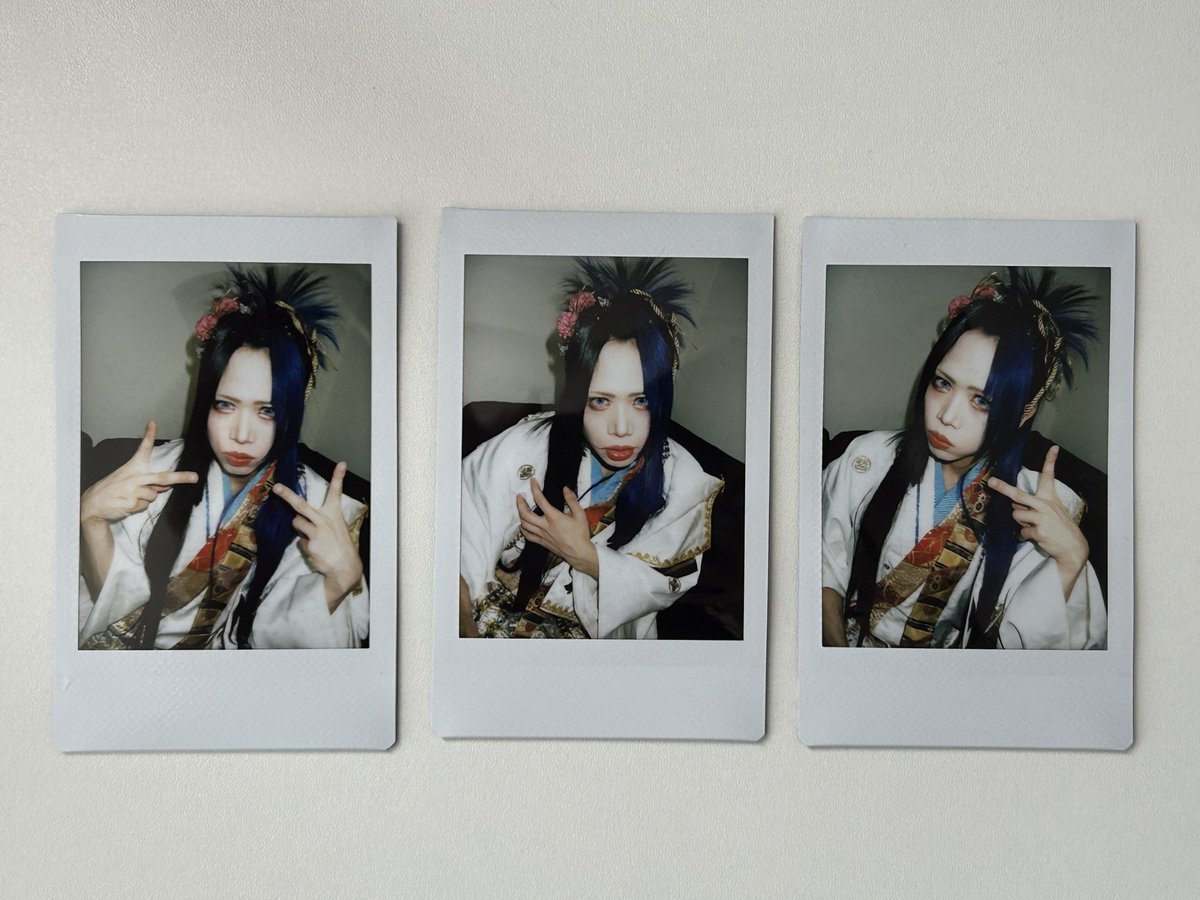 letomyeoreum's tweet photo. 【交換・お譲りします】

0.1gの誤算
1/11 渋谷 当日チェキ

譲：緑川裕宇さん
求：水田魔梨さん or 定価（+送料）

1/12、1/24公演での手渡し希望ですが、郵送も対応いたします。
DMよりお気軽にお声掛けください。 https://t.co/a9DCFNoxRq