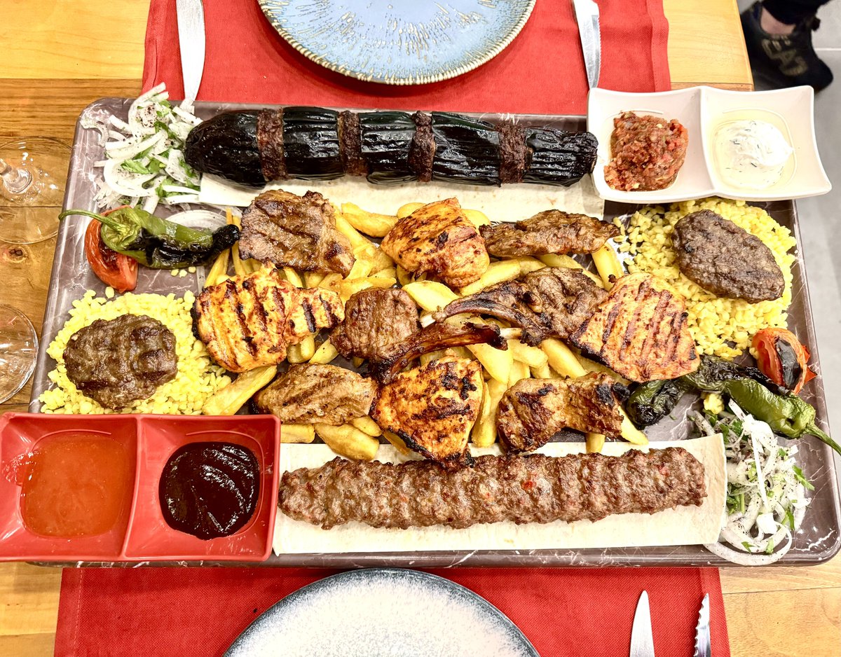 SashaEats's tweet photo. Dinner at Hidden Garden in Istanbul, Turkey 🇹🇷 #SashaInTurkey https://t.co/xef2hTowit
