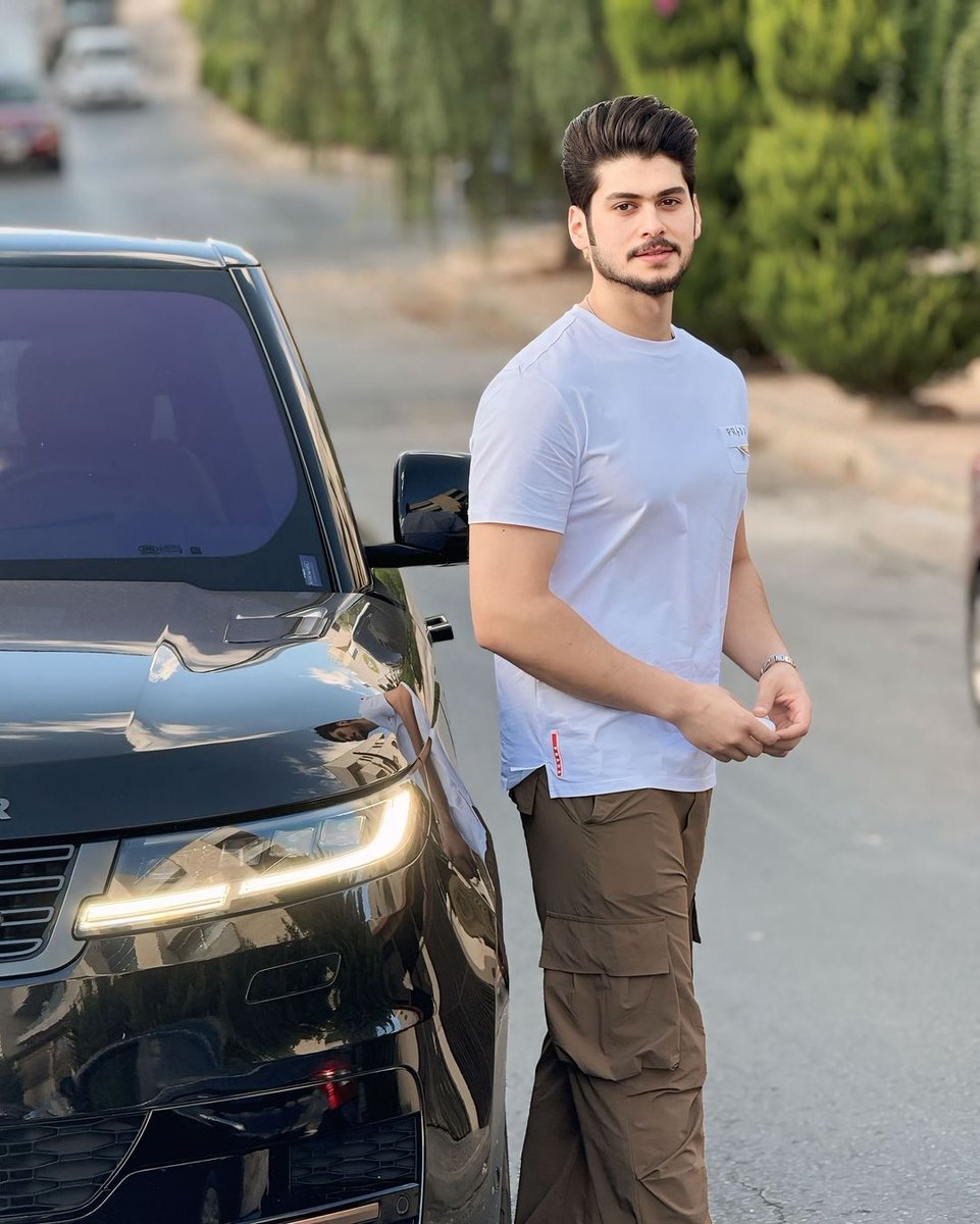 780o1995's tweet photo. 🌪️ الزم ايدي 🌪️ https://t.co/0gL6l9GgcA