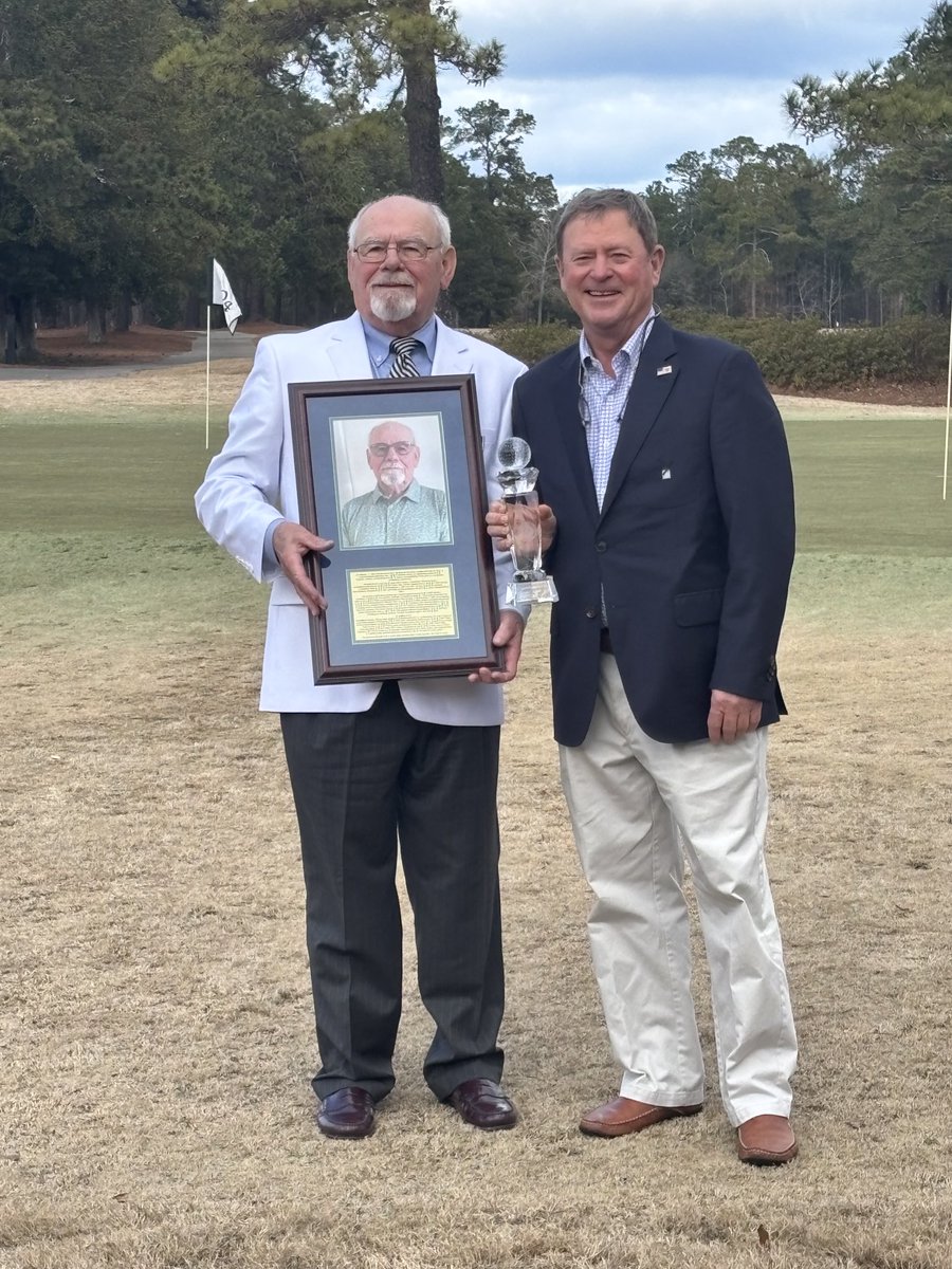 chuckgr41484489's tweet photo. Congrats to my hometown pro Russell Glover,SC Golf HOF. Pretty cool year for the 2 of us from little Lake City,SC. What a great mentor!! https://t.co/UJAs72CaYT